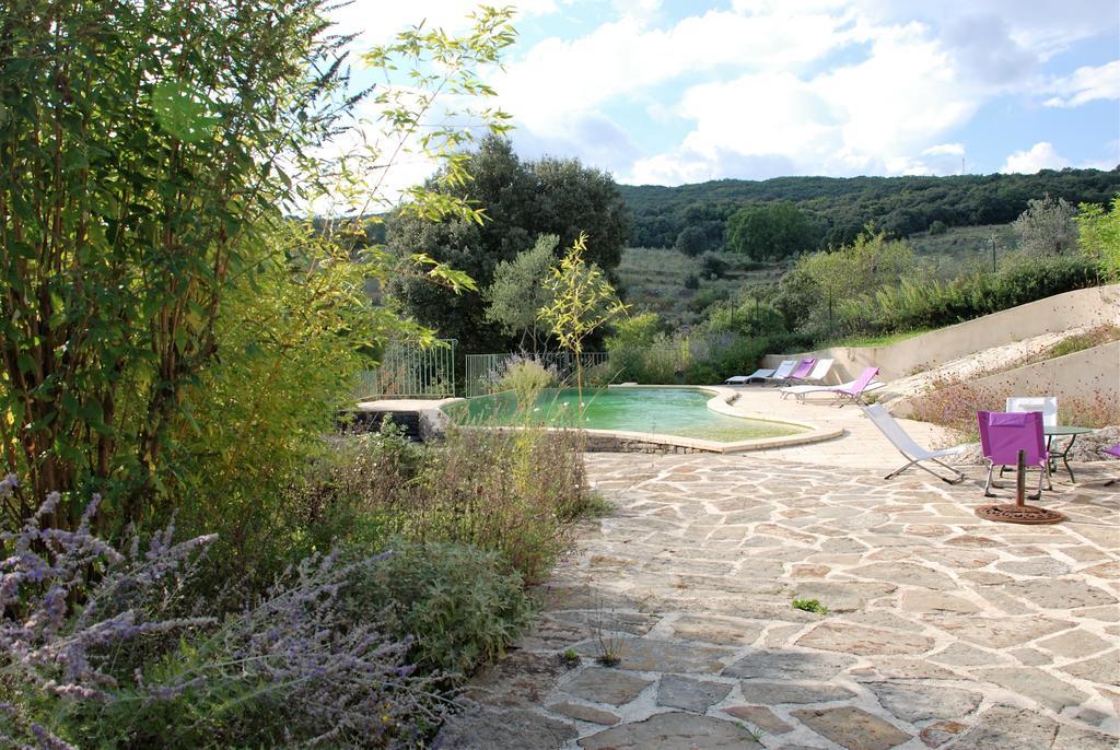 Bed and Breakfast Les Jardins Du Mas Evesque Rousson  Экстерьер фото