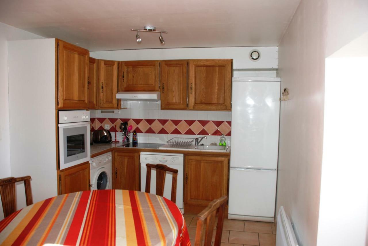 Bed and Breakfast Les Jardins Du Mas Evesque Rousson  Экстерьер фото